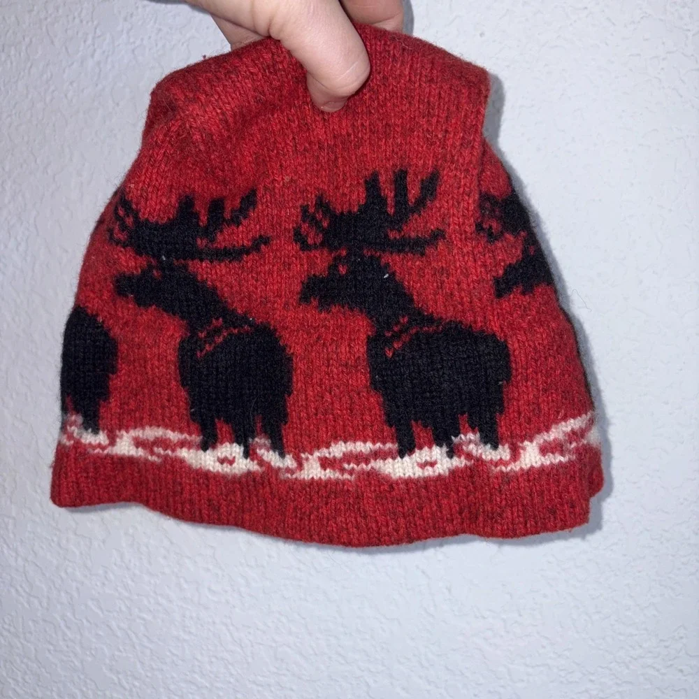 Lot Of 2 Vintage Wool Winter Nordic Beanies Pure Wool Scullcap Style Onesize